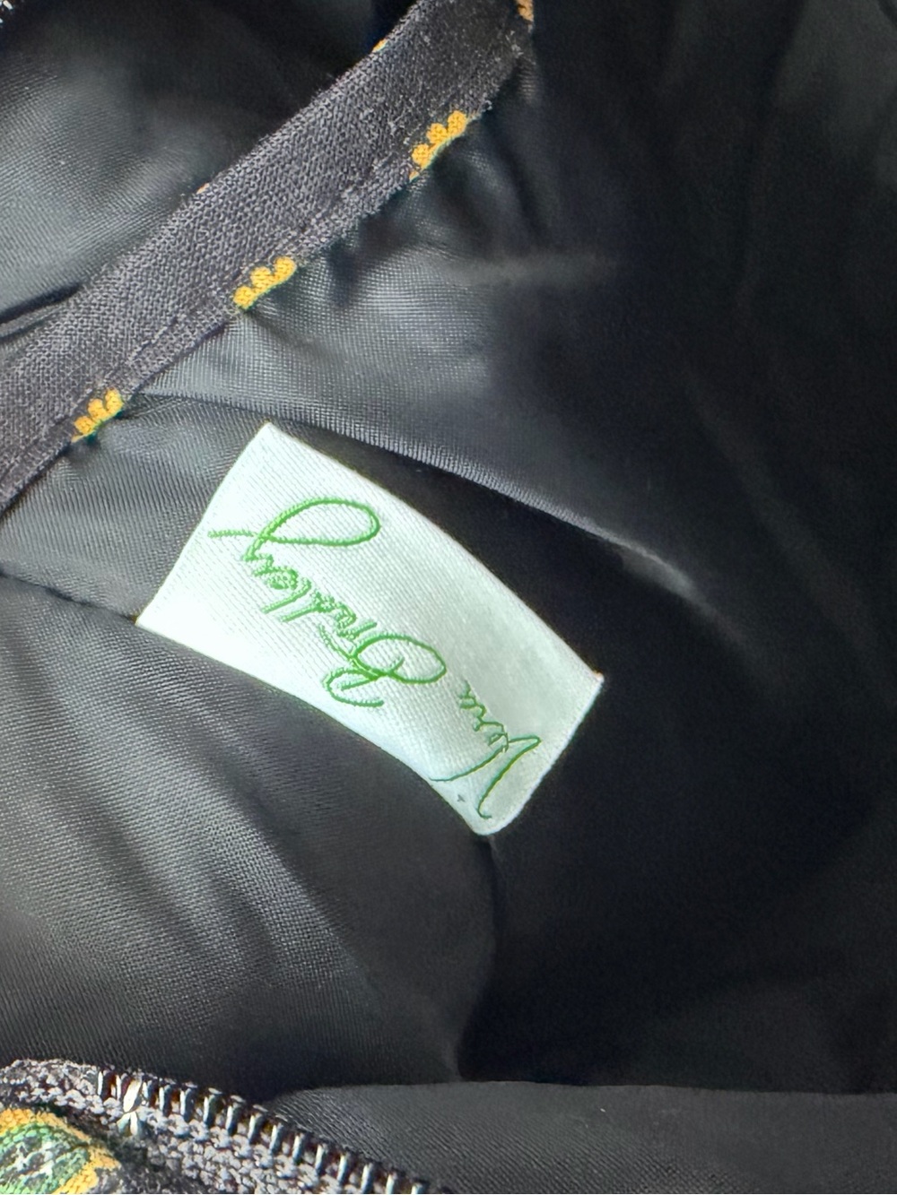 Vera Bradley Retired Black Little Betsy Quilted Tote - Picture 5 of 6